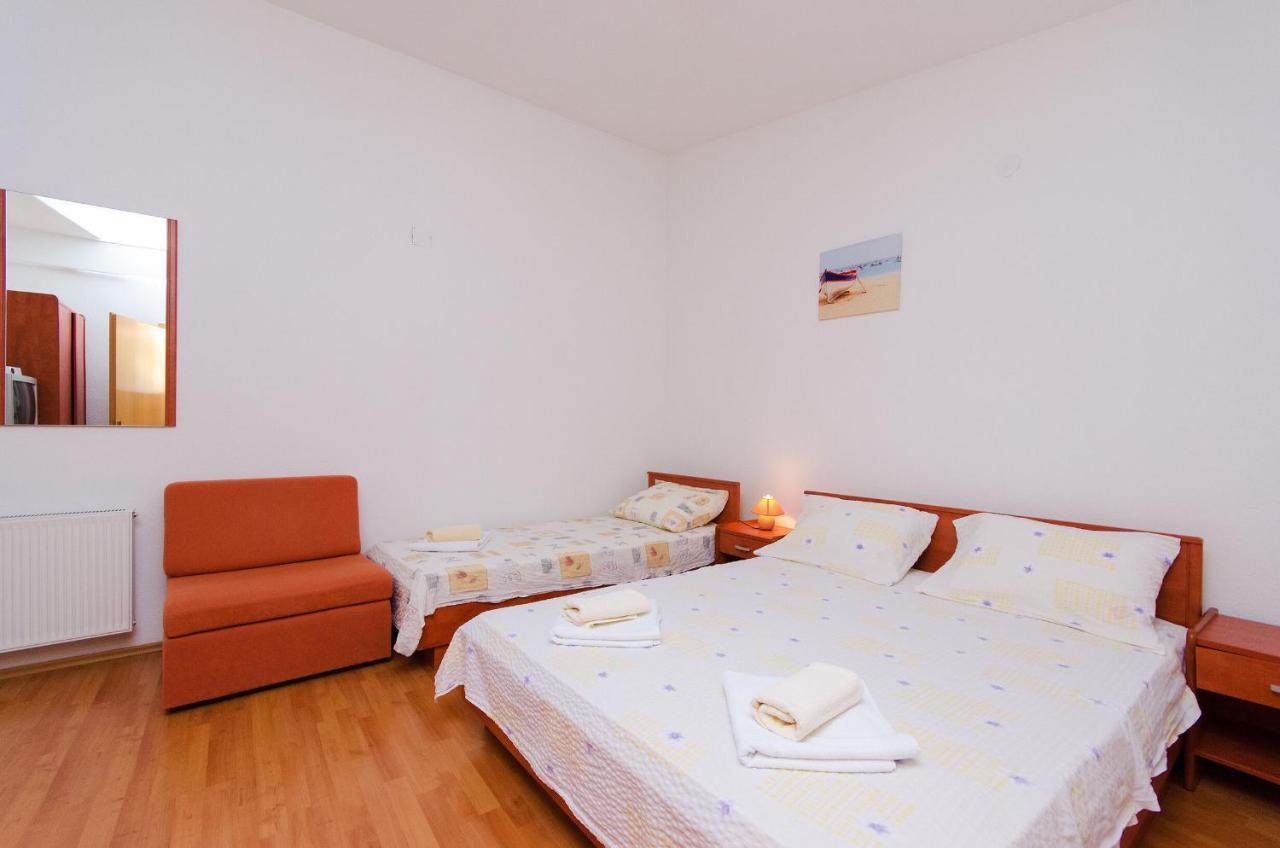 Apartments Marija Ivana Senj  Eksteriør bilde